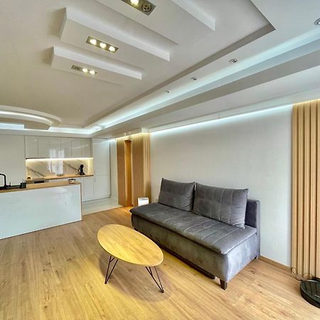 Sea Breeze Apartment Варна Экстерьер фото