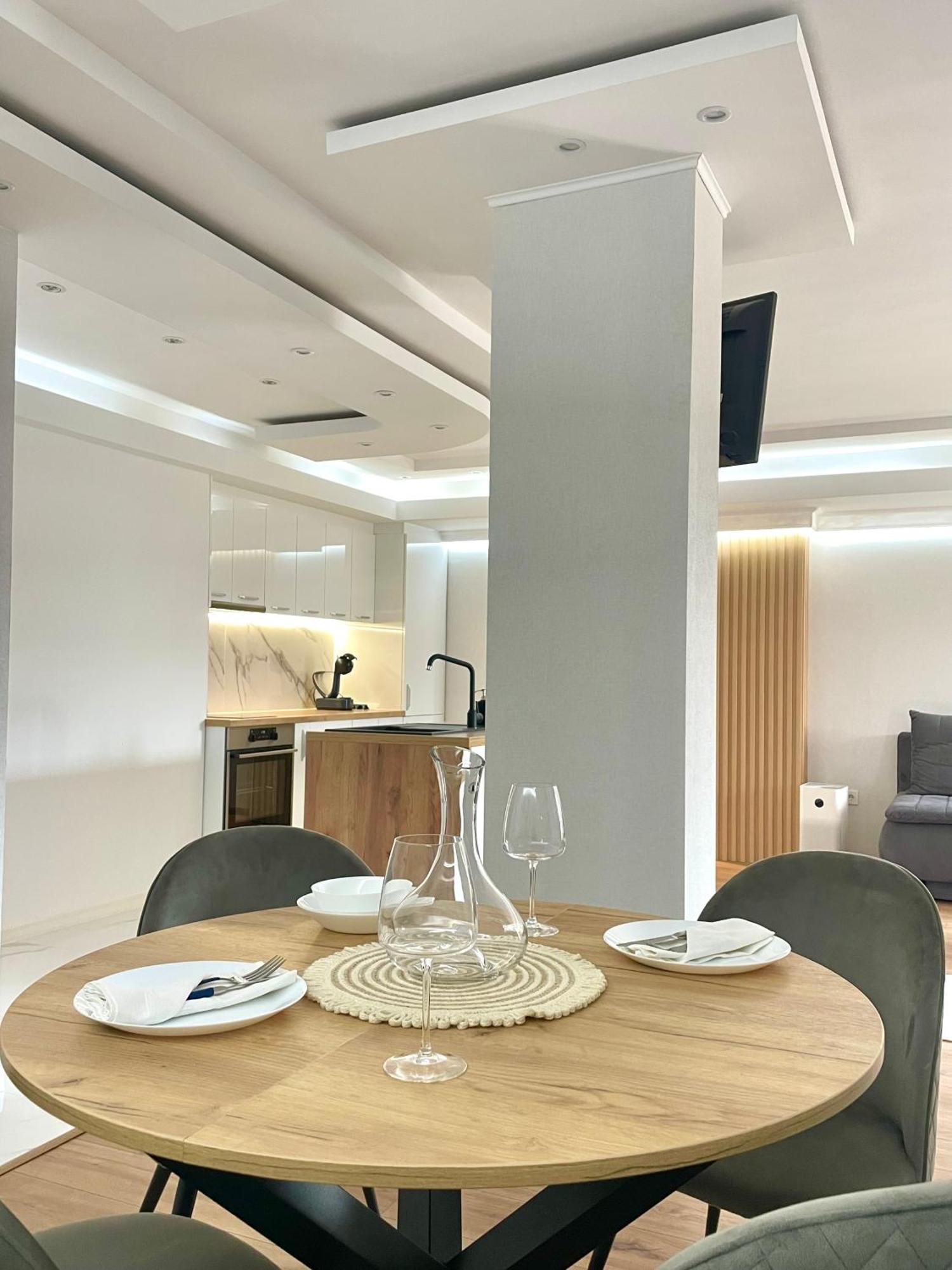 Sea Breeze Apartment Варна Экстерьер фото