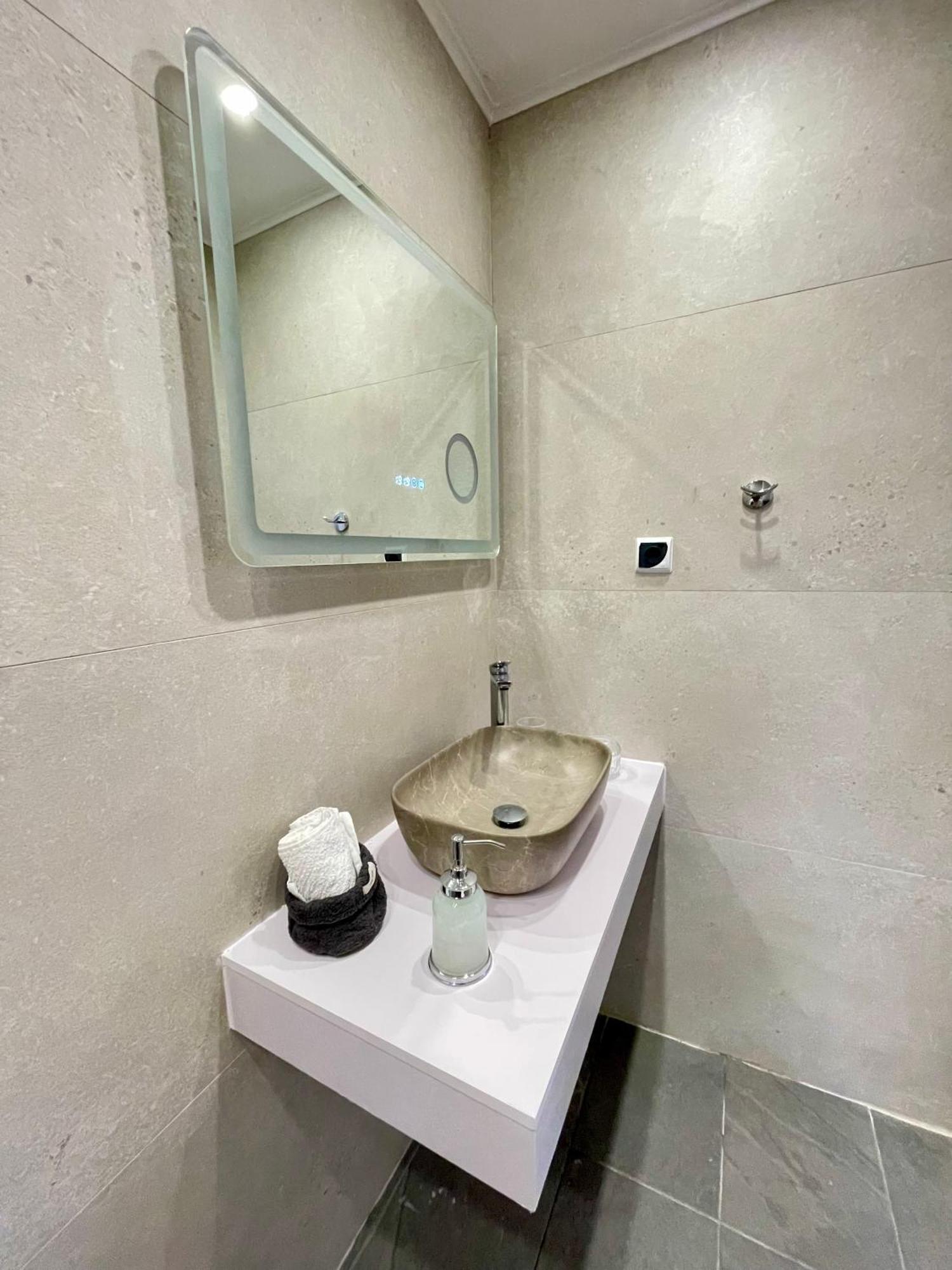 Sea Breeze Apartment Варна Экстерьер фото